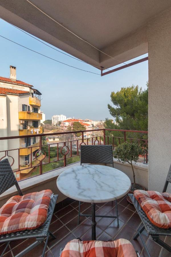 Sisplac Apartment Pula Ngoại thất bức ảnh