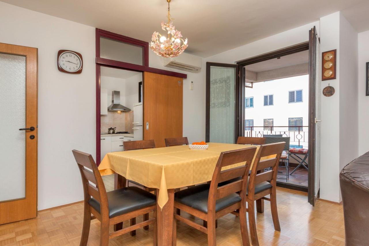Sisplac Apartment Pula Ngoại thất bức ảnh